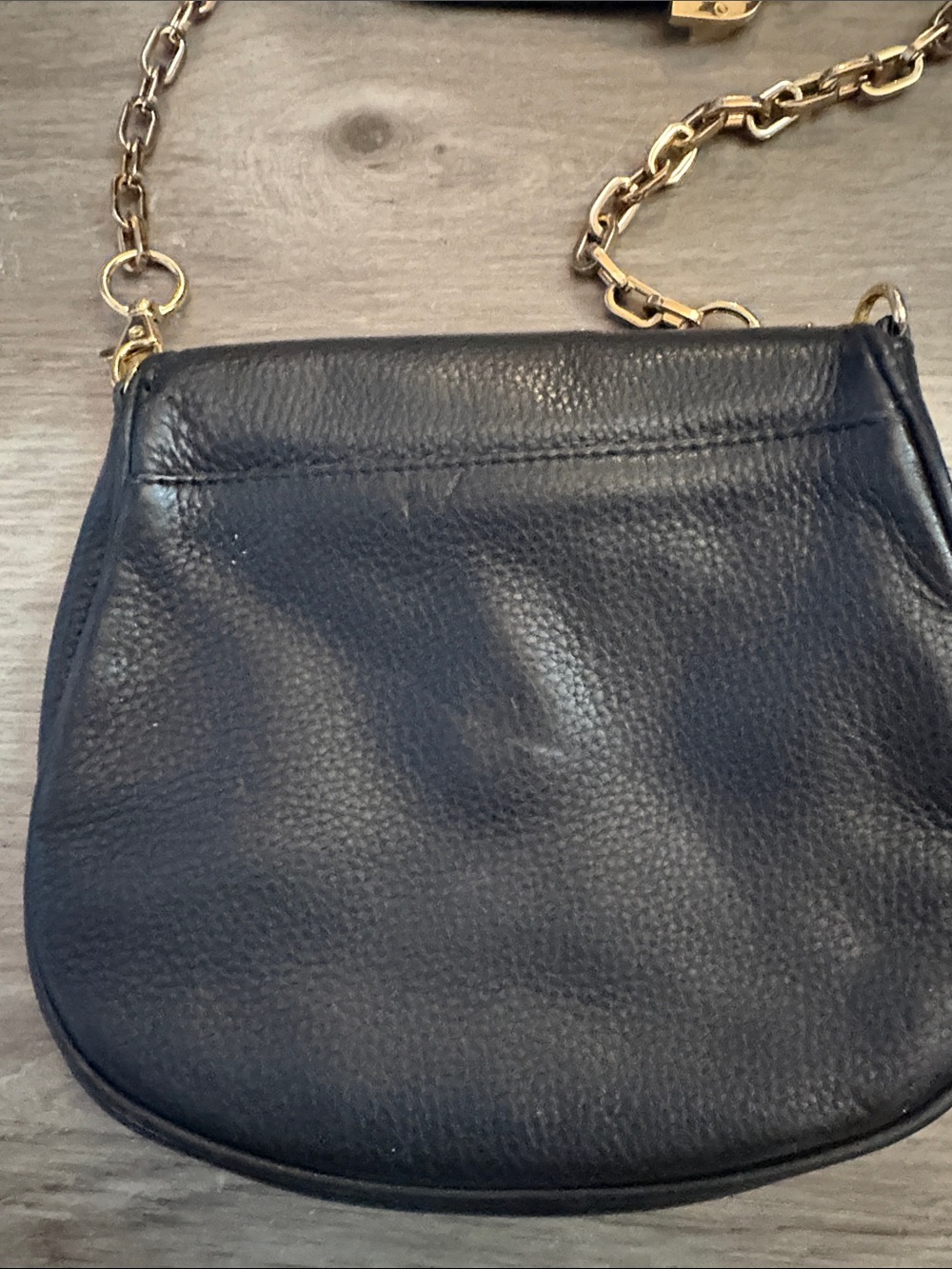 Tory Burch Black Pebbled Leather Chain Crossbody with Gold Hardware - Picture 3 of 3